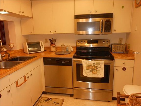 3rd image of 3040 Eastland Blvd Unit G201