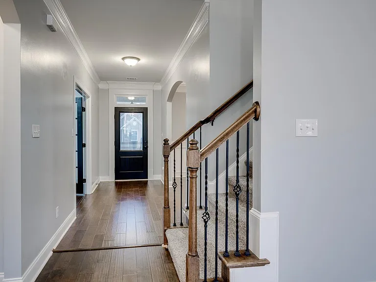 8647 Crenshaw Dr — Photo 20