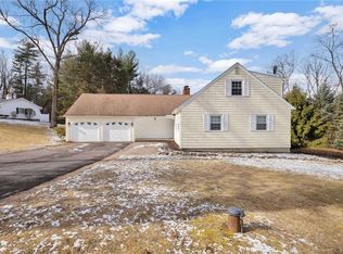 20 Beverly Dr, Somers, CT 06071