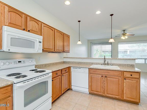 2nd image of 20301 N OXBOW Lane