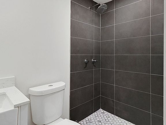 Master Bath Marble Tile