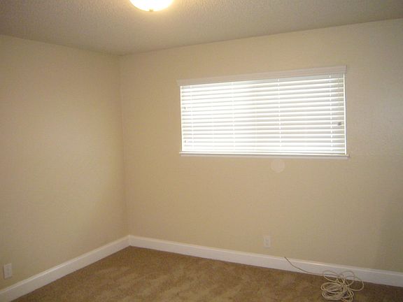 3rd image of 581 Nello Dr APT 3