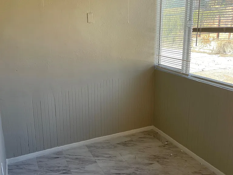 3455 N Mission Rd — Photo 15