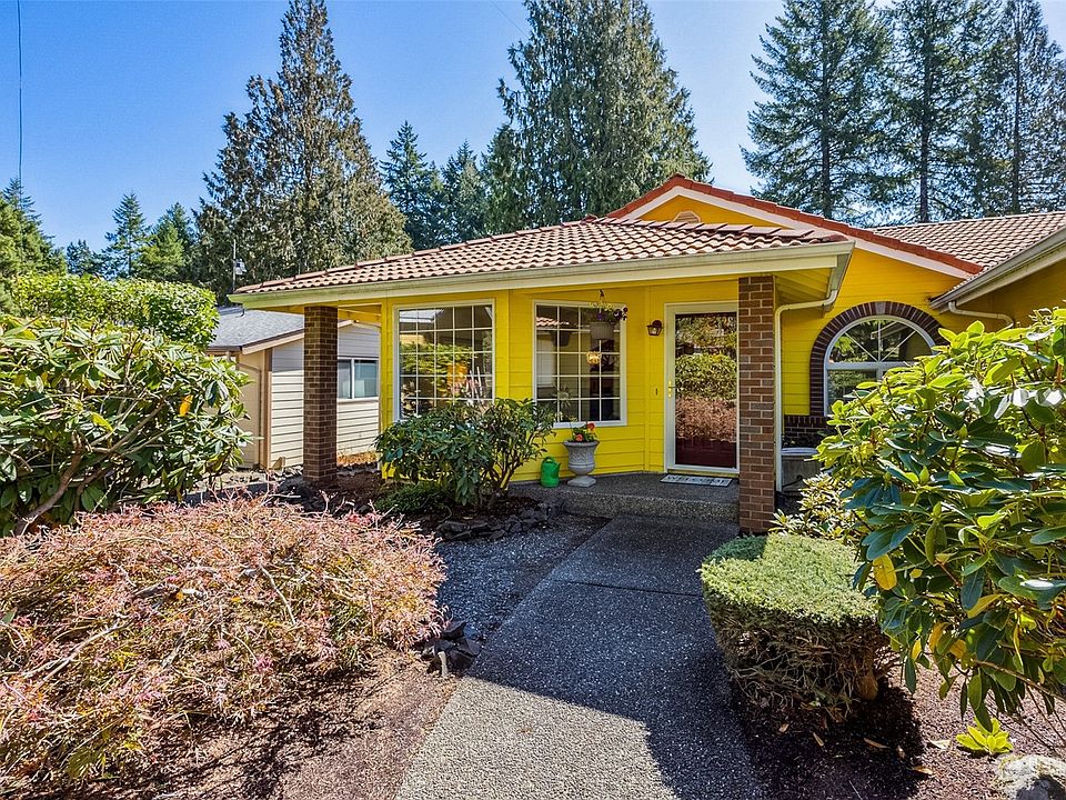 1st image of 51 E Connemara Way