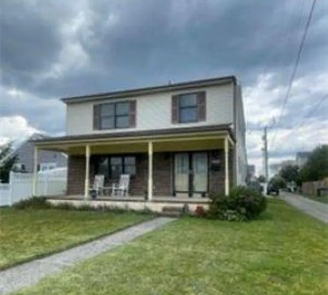 2105 W Brigantine Ave — Photo 1