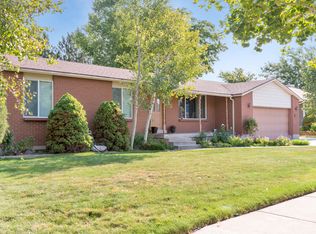 2580 W Kamas Dr, Salt Lake City, UT 84129