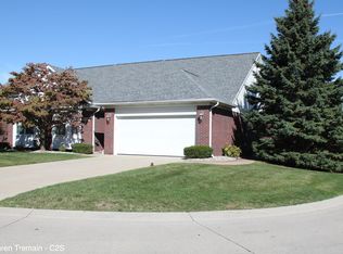 44361 Mathison Dr, Sterling Heights, MI 48314