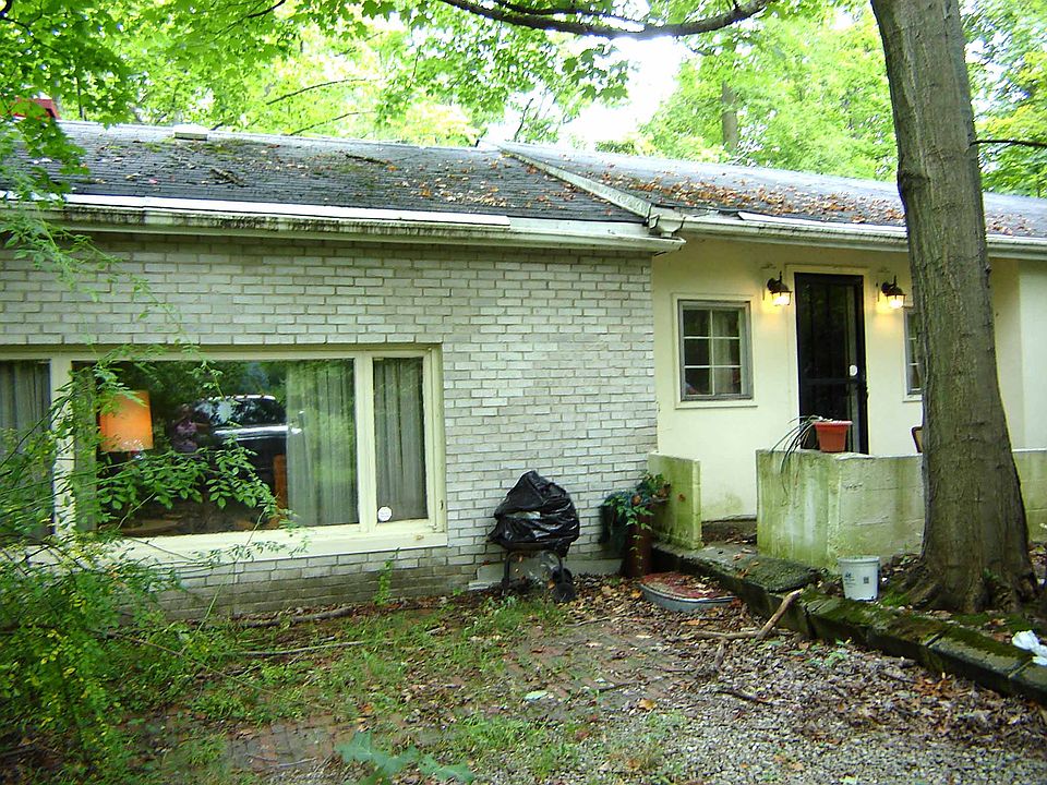 1st image of 17475 W 130th St