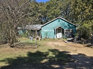 101 Larry Ln, Mabank, TX 75156