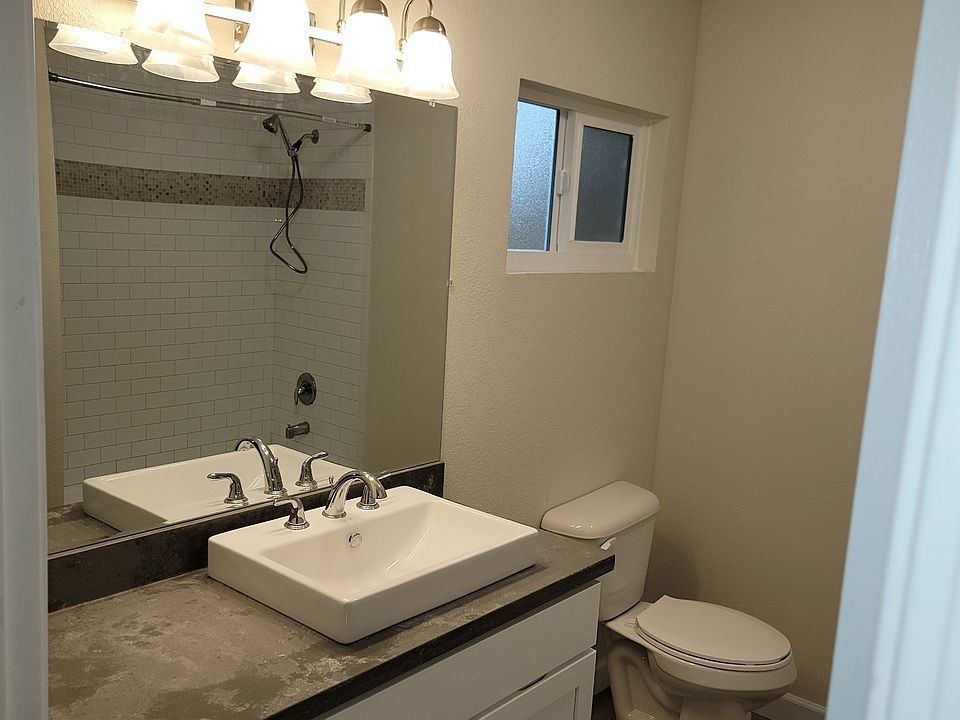2nd image of 1229 Pacific Ave APT 24