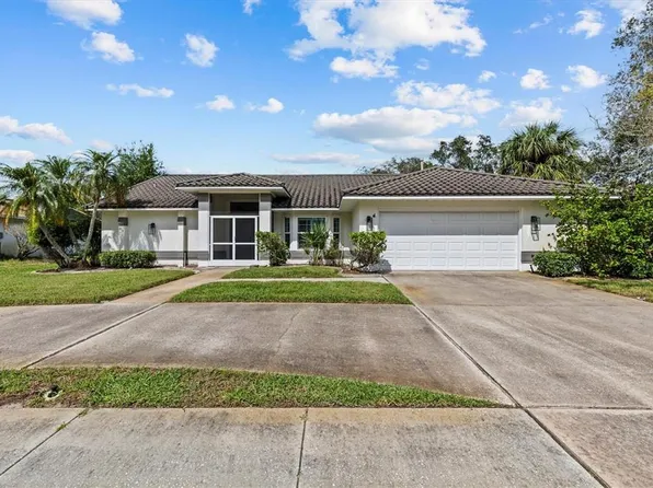 913 OAKVIEW ROAD, TARPON SPRINGS, FL 34689