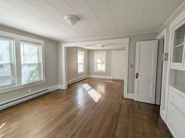 22 Franklin, 22 Franklin St, Chicopee, MA 01013