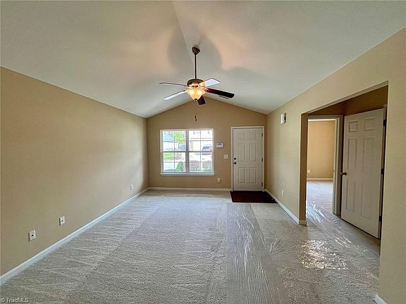 4th image of 2802 Wild Poplar Way