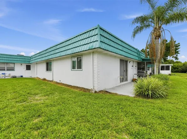 205 KINGS BOULEVARD #67, SUN CITY CENTER, FL 33573