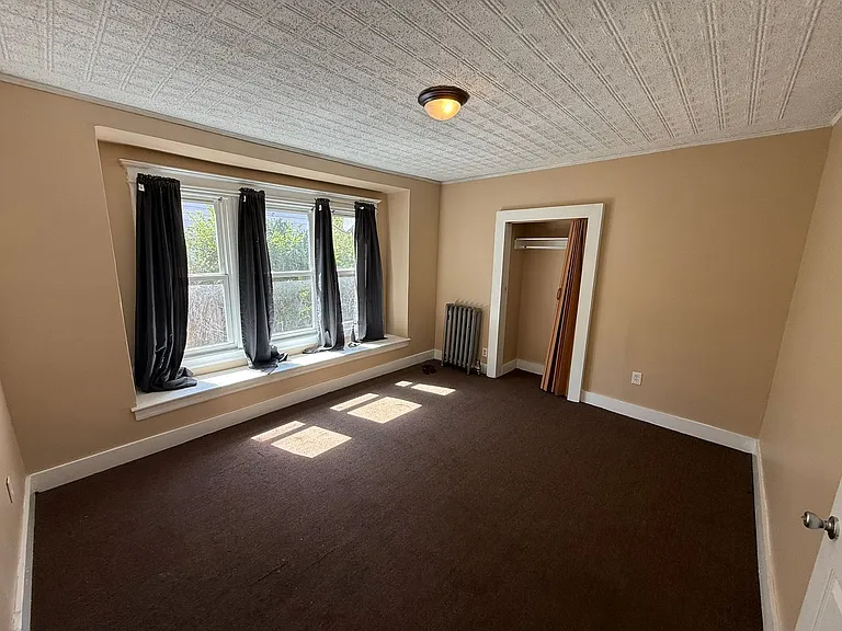 432 Sumner Ave — Photo 6