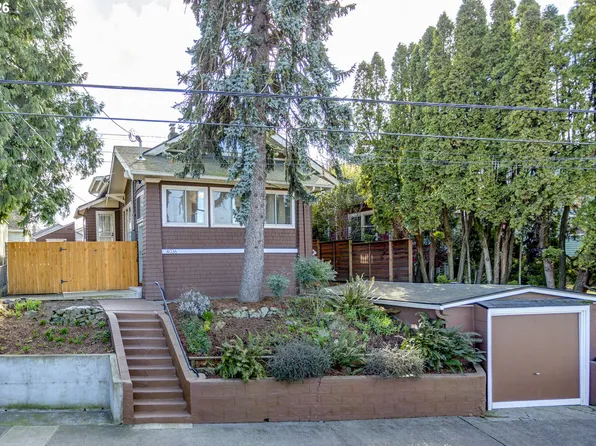 4036 NE Senate St, Portland, OR 97232