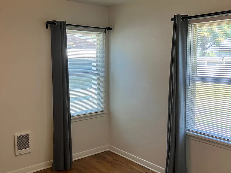 650 Rosemont Ave NW — Photo 14