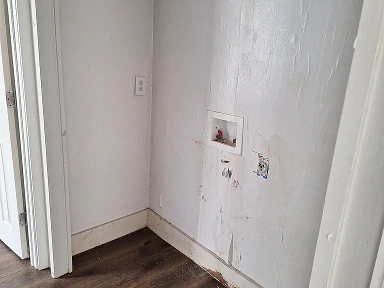 221 Bennett Blvd — Photo 9
