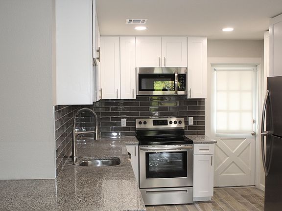 2nd image of 3115 N 69th Pl APT 1