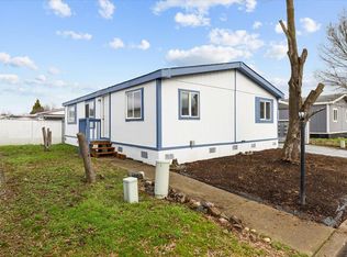 633 E Archwood Dr UNIT 130, Eagle Point, OR 97524