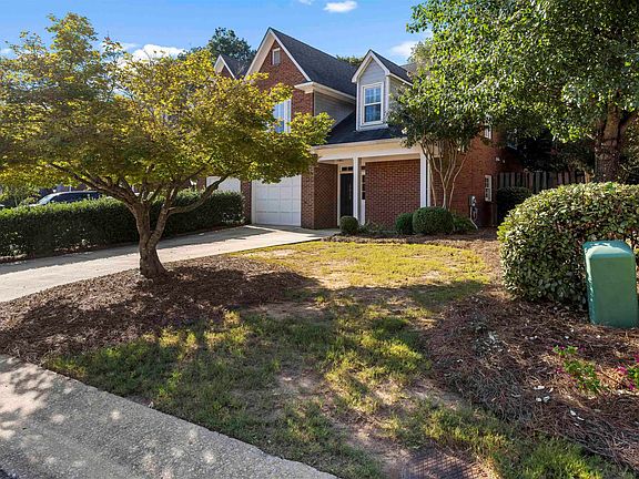 4th image of 2052 Stone Brook Dr