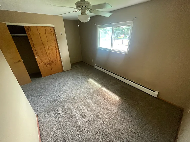 1017 13th Ave N #2 — Photo 2