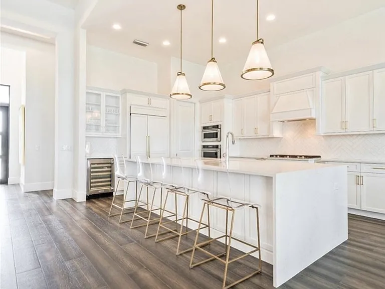 19053 Wildblue Blvd — Photo 7