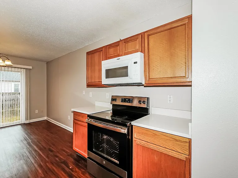 9723 Centennial Ct — Photo 10