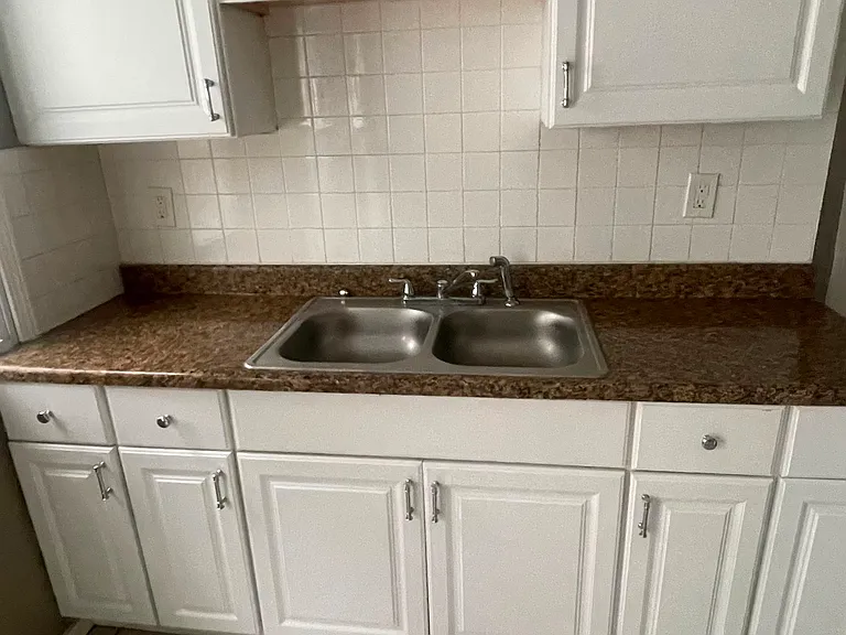116 Hawley St #1 — Photo 1