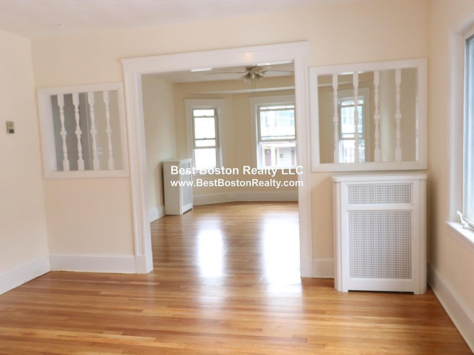 2nd image of 61 Farragut Ave #5