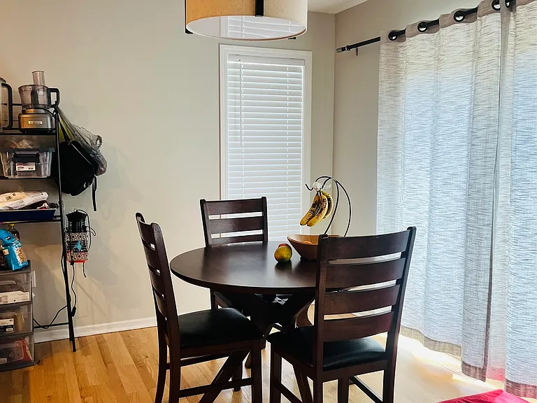 1018 Ganser Dr — Photo 11