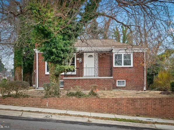 4104 Ellis St, Capitol Heights, MD 20743