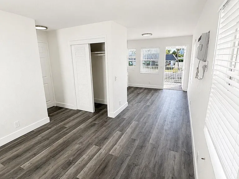 2620 E Way #10 — Photo 3