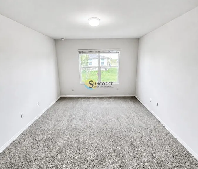 2518 NE 6th Pl — Photo 30