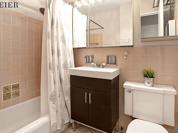 4th image of 85 Livingston St APT 5A