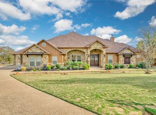 7488 Hidden Pond, Bryan, TX 77808