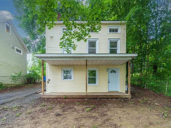 2 Orchard Street, Marlboro, NY 12542