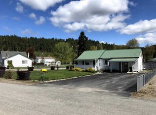 208 Burke Ave, Pinehurst, ID 83850