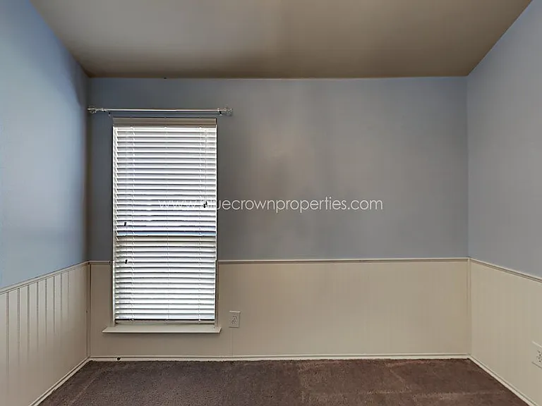 1103 Bexar Ave — Photo 11