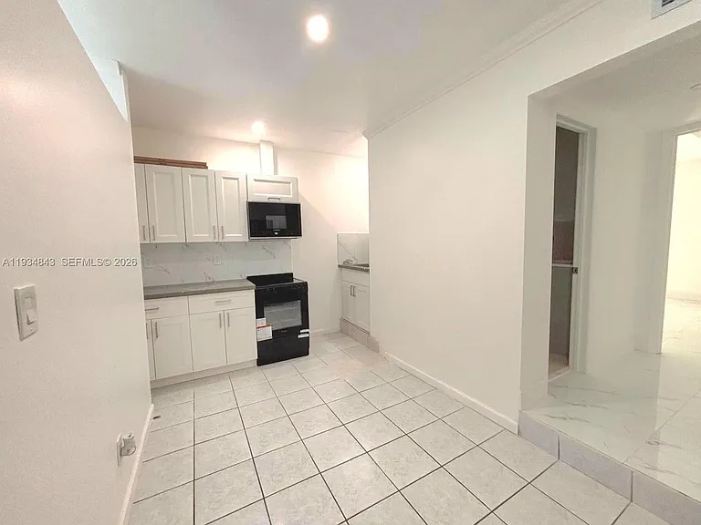 14402 SW 111th St — Photo 8