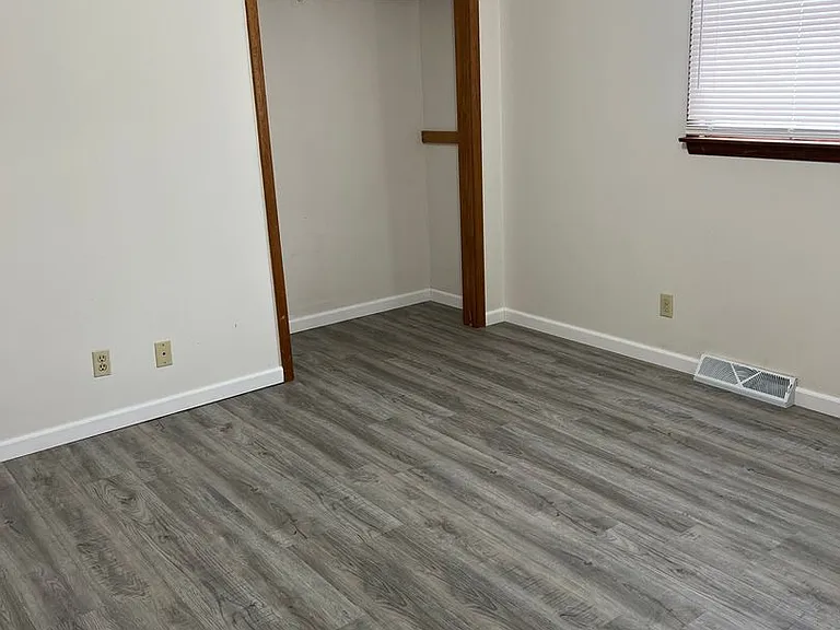 3410 Garfield Dr — Photo 6