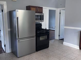 365 Webster Ave #1, Cranston, RI 02920