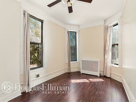 3rd image of 106 Linden Blvd