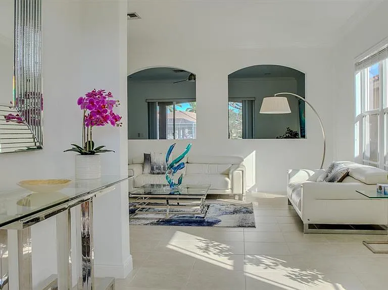 9911 S Miralago Way — Photo 31