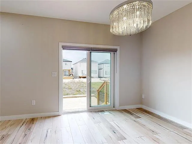 131 George Barone Bay — Photo 15