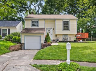 995 Swanton Ct, Westerville, OH 43081