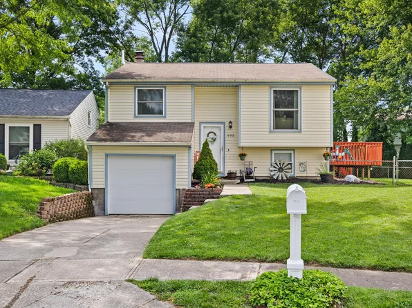995 Swanton Ct, Westerville, OH 43081