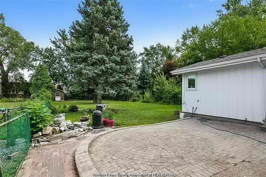 4 bed, 2.5 bath, $3,200 — Photo 4