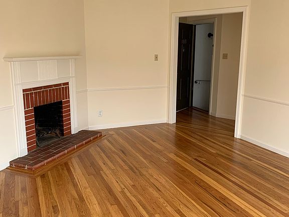 4th image of 1443 19th Ave