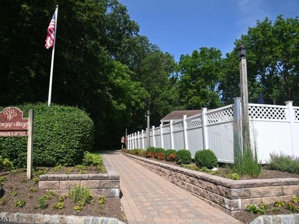 12 Evergreen Dr